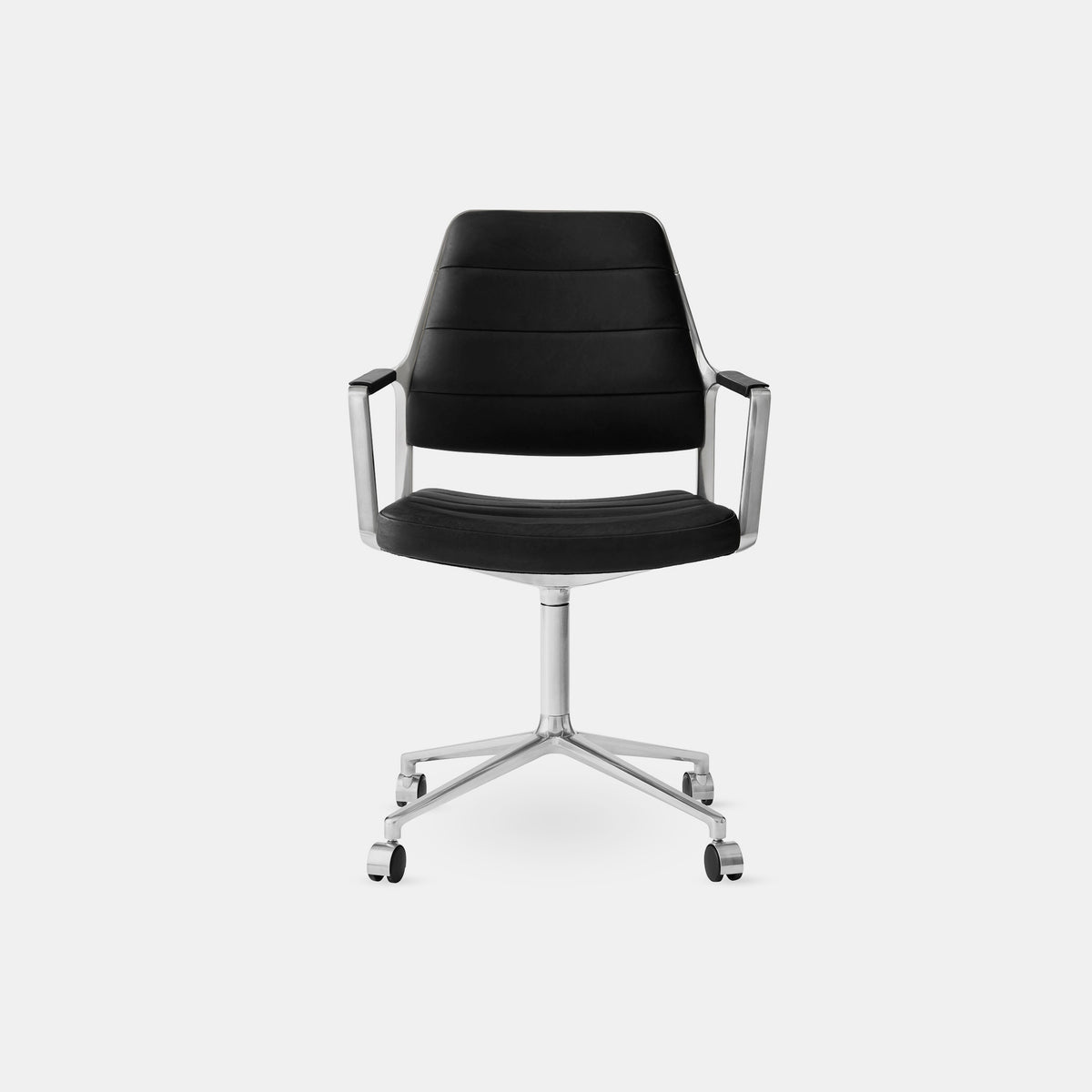 Vipp455 Swivel Chair