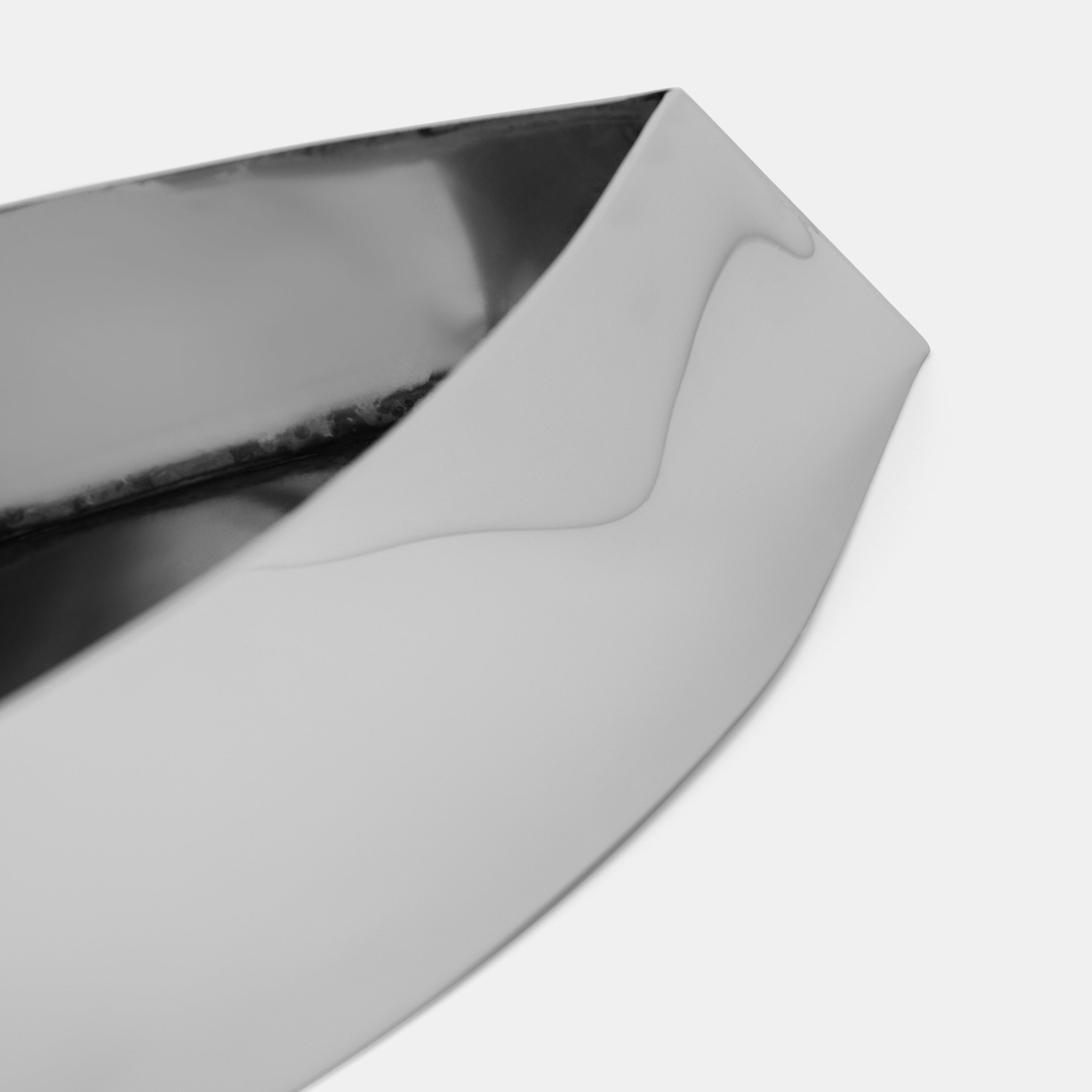 Lezka Mirror