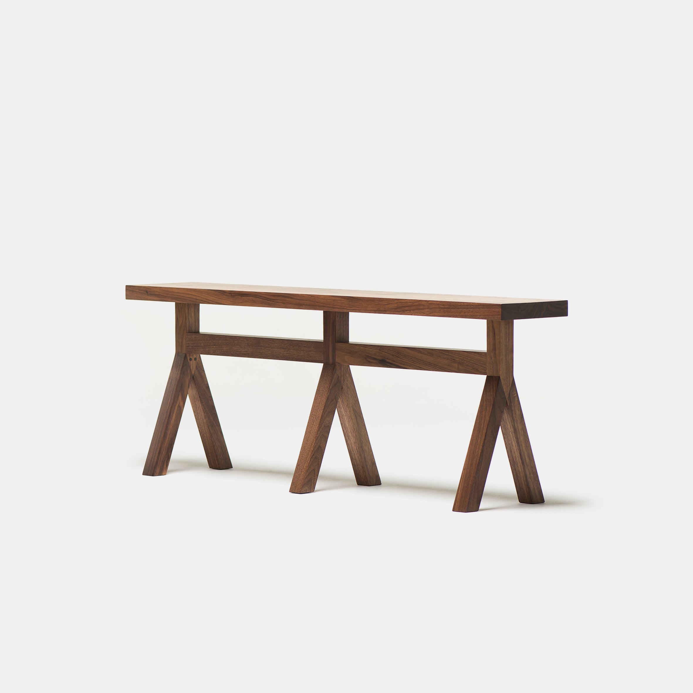 Commune Bench