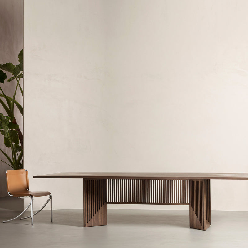 Maestro Dining Table