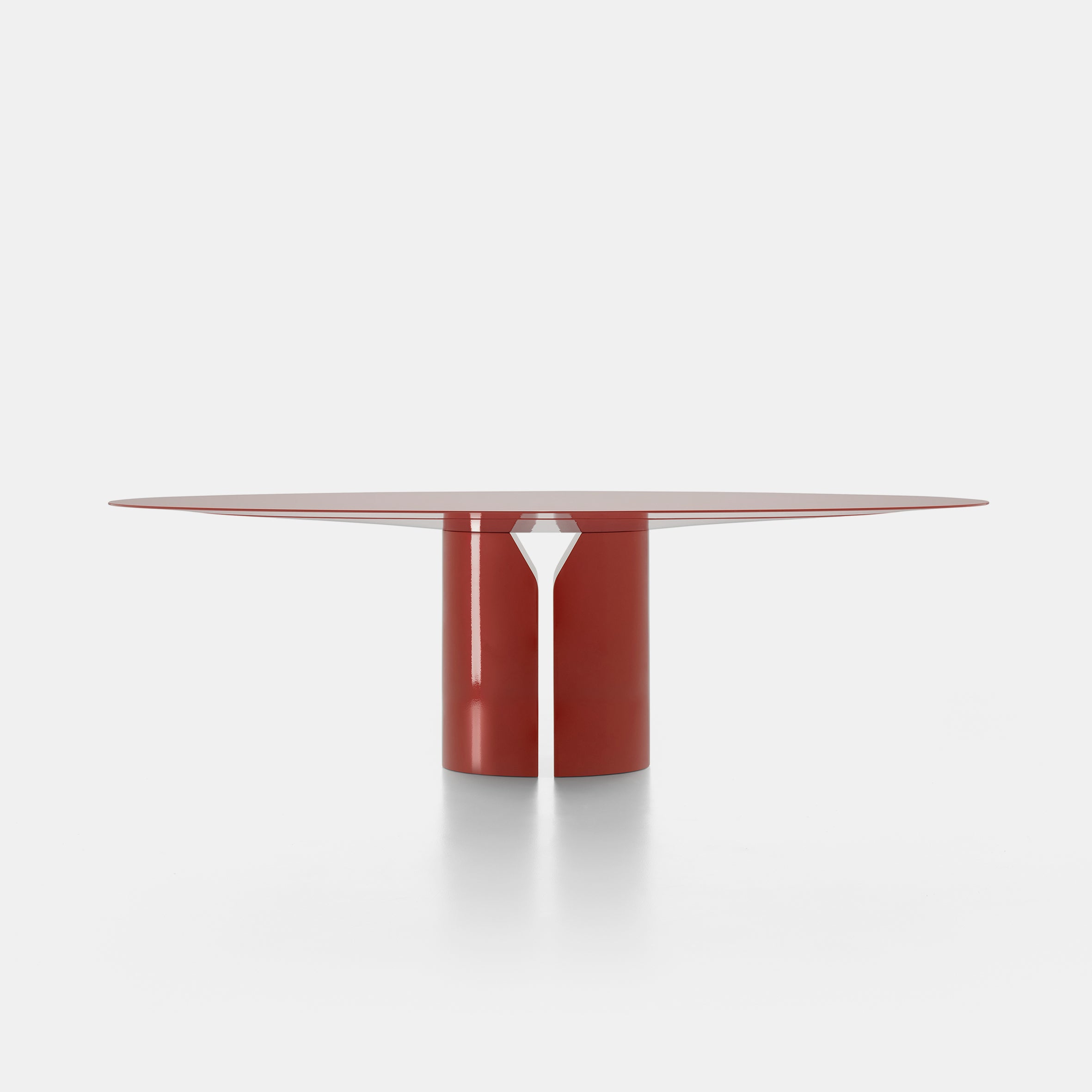 NVL Oval Dining Table