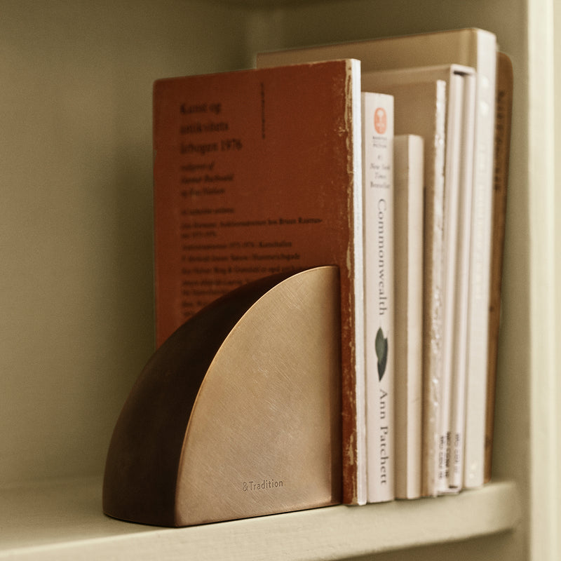 Collect Bookend SC42