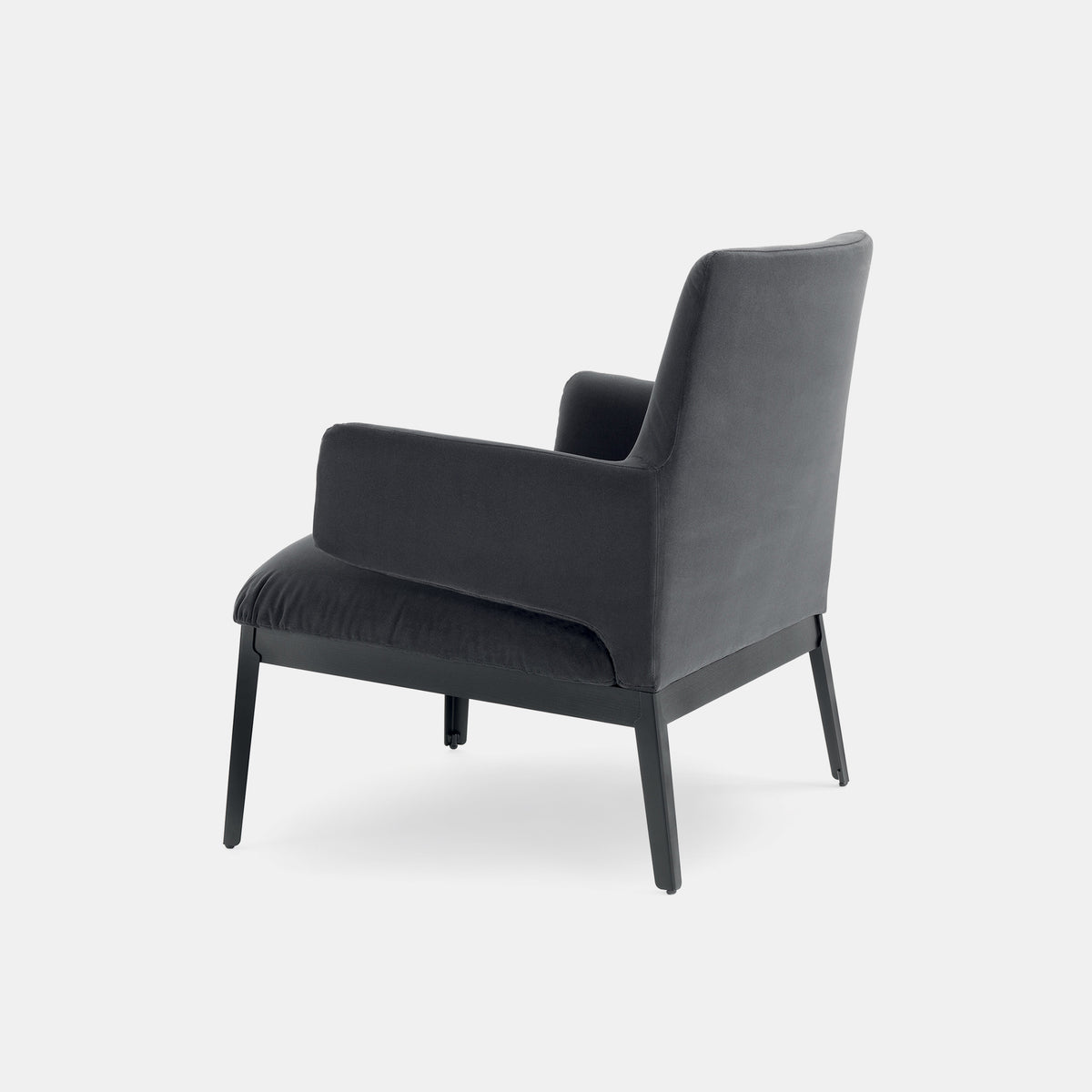 Hug Arflex Hug Lounge Chair | Arflex | Monologuelondon.com