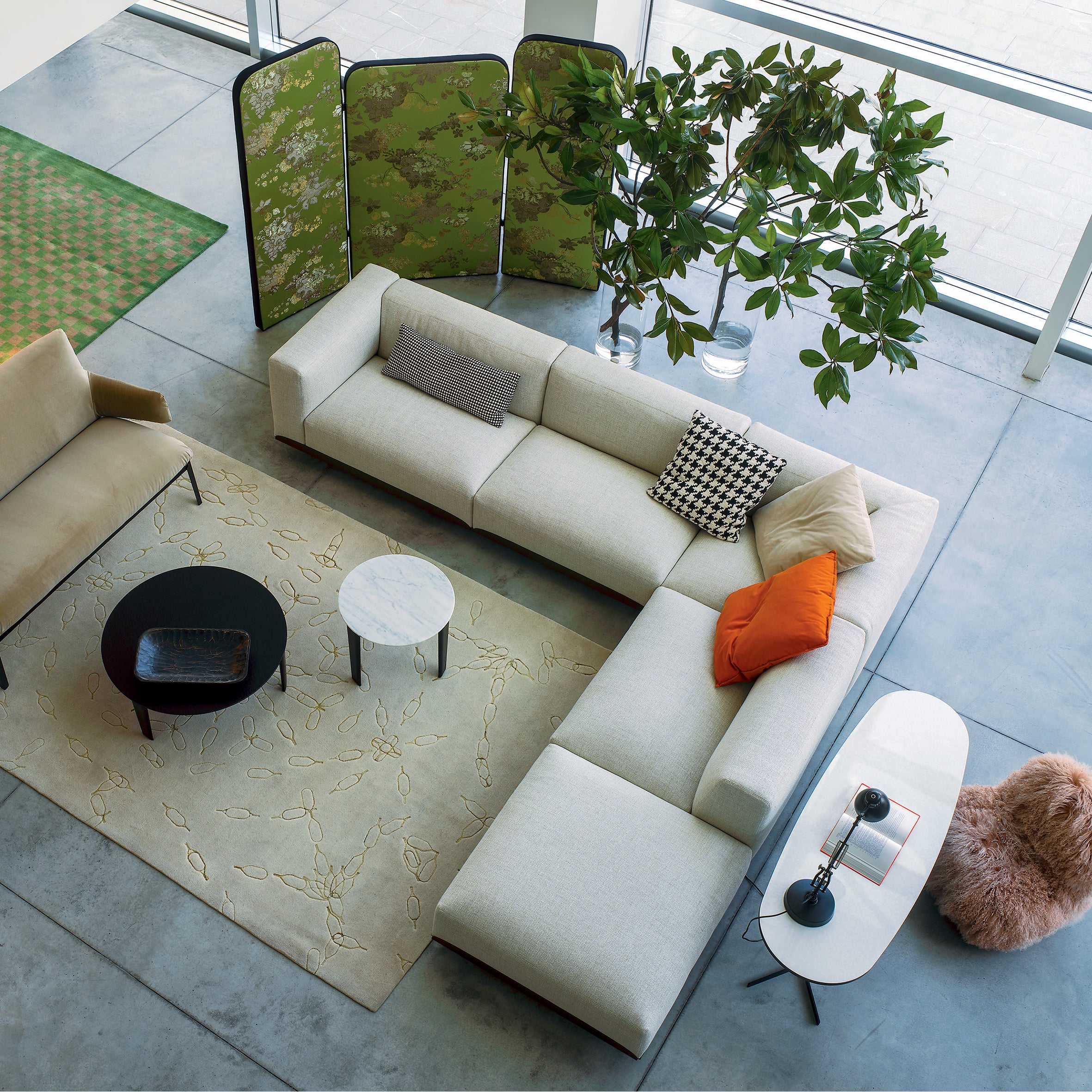 Botolo Low Chair