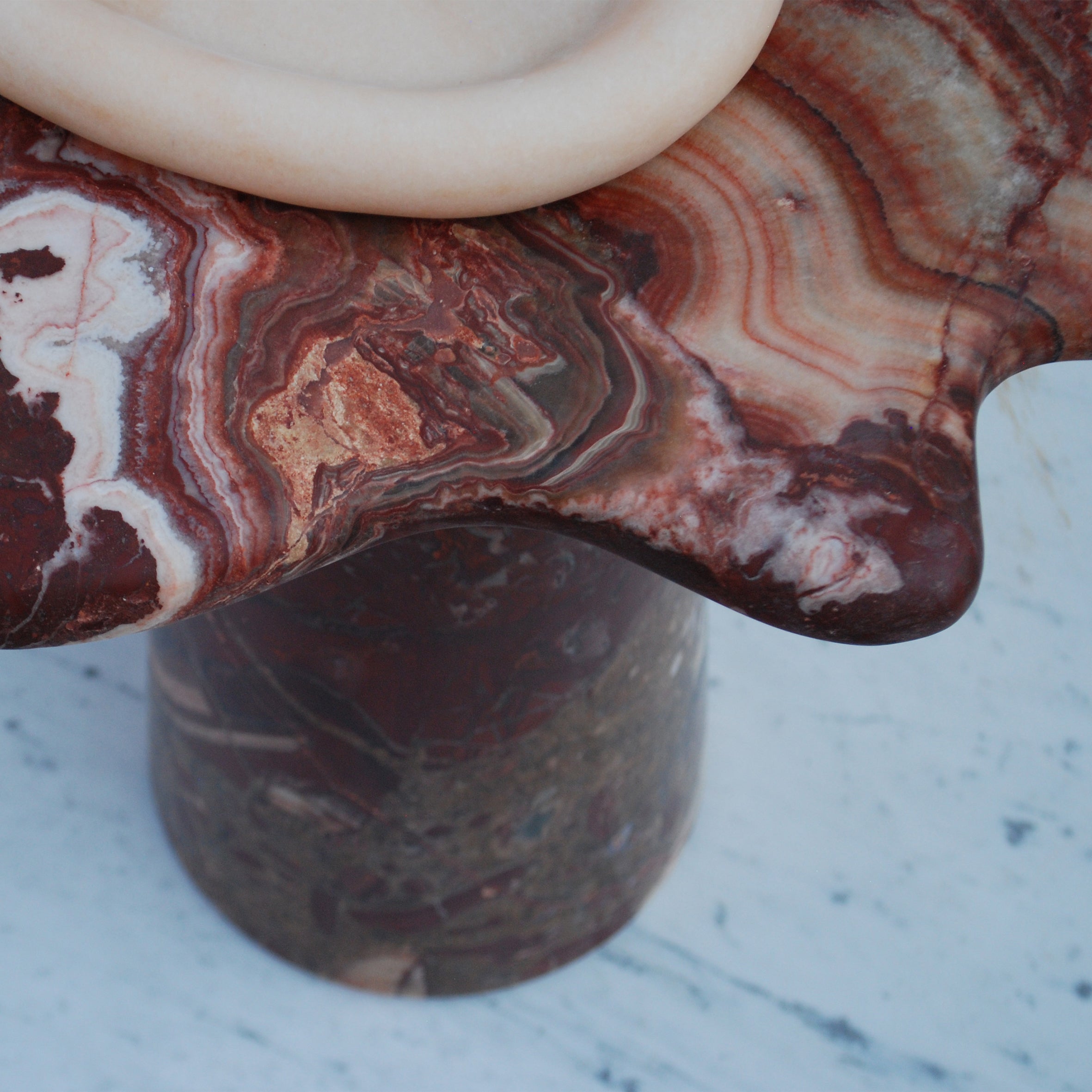 Ondamarmo Side Table - Onyx