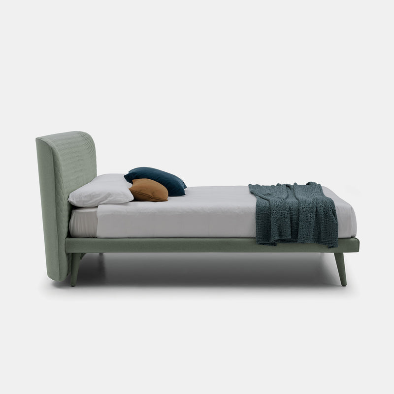 Corolle Bed