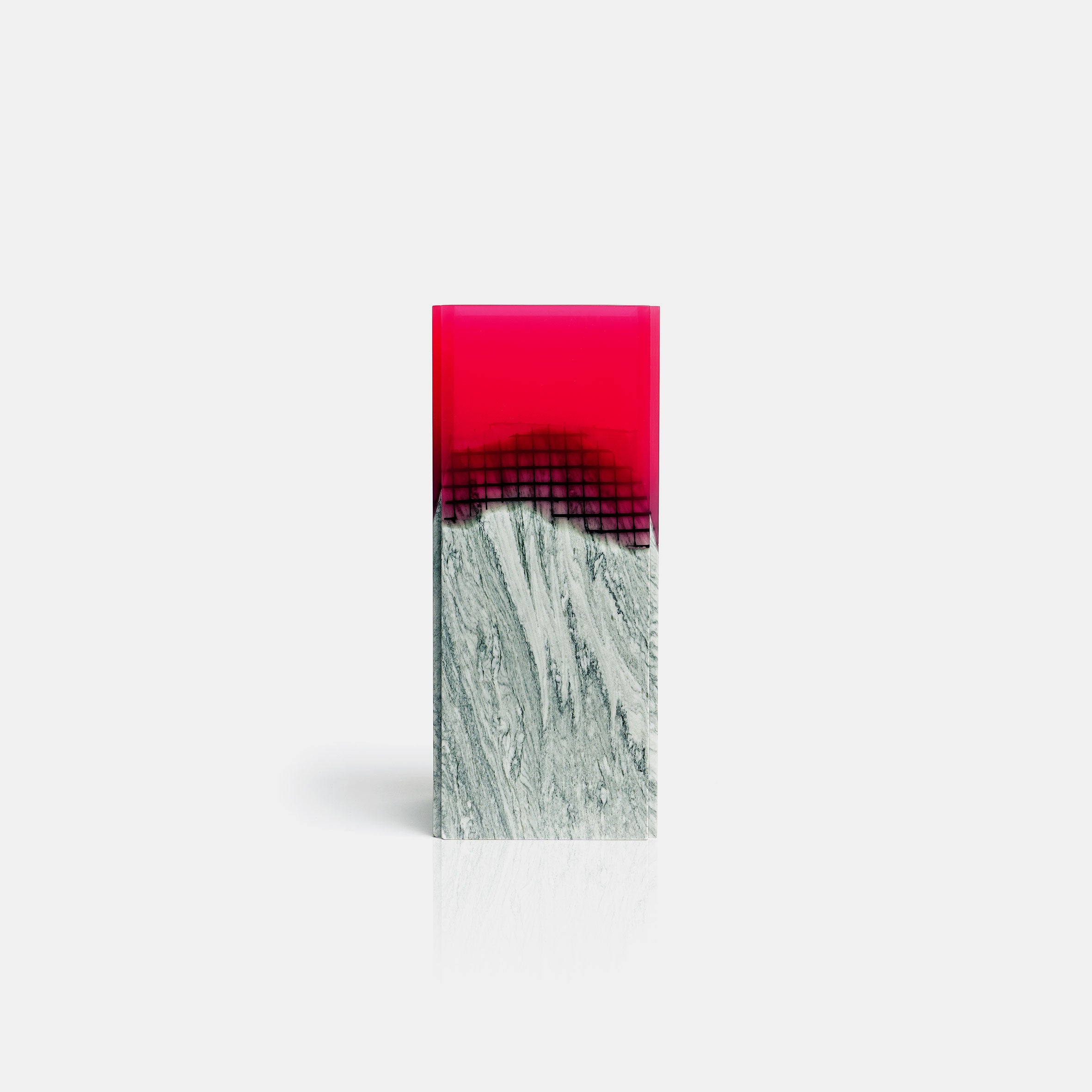 Agua Orilla Marble Vase - Fuchsia - Monologue London
