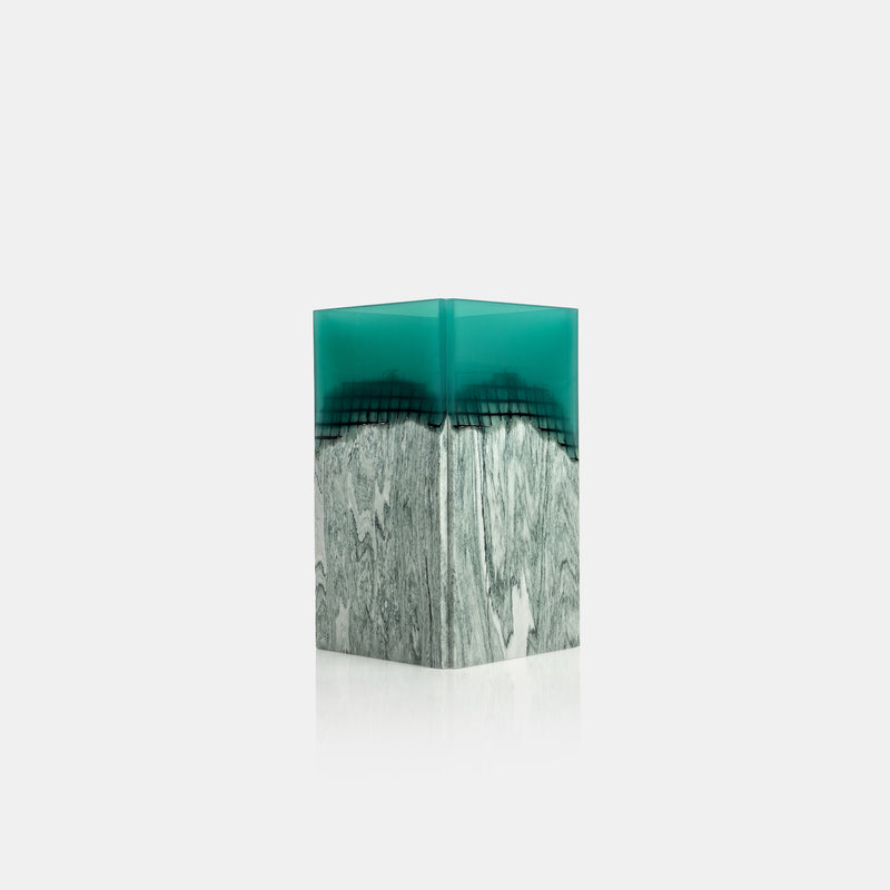 Agua Orilla Marble Vase