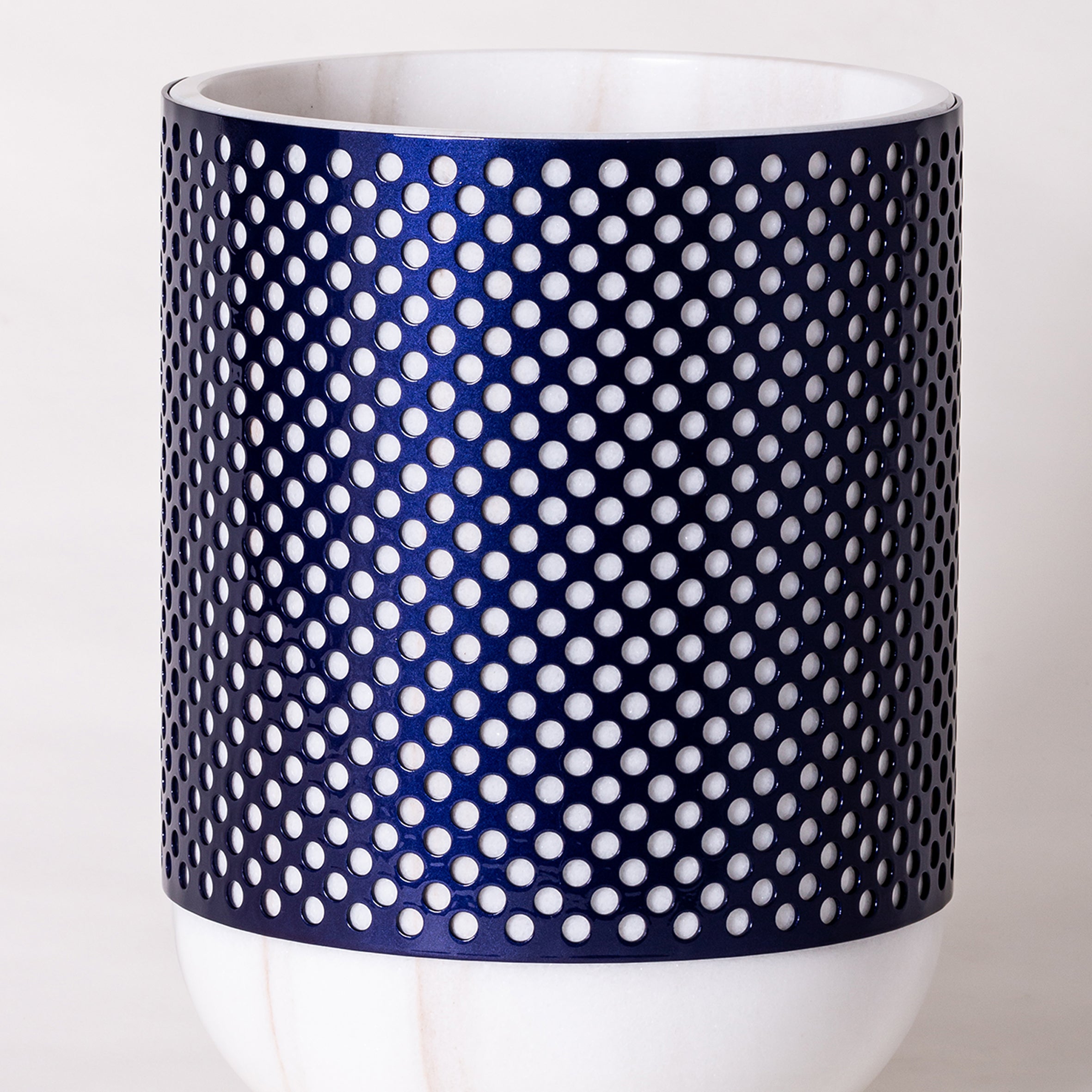 Rabbet Rainbow Vase