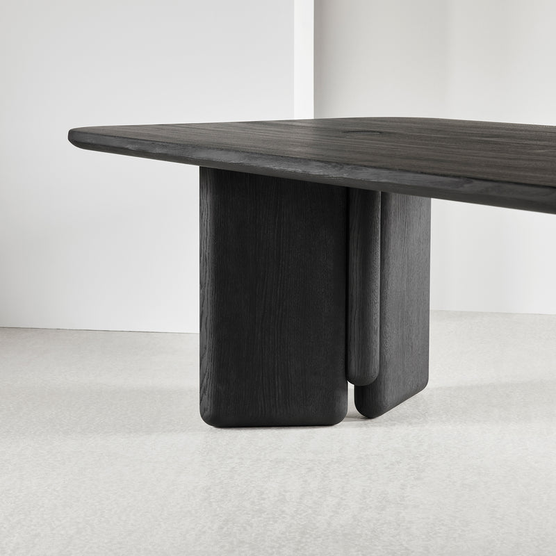 TAMI Dining Table
