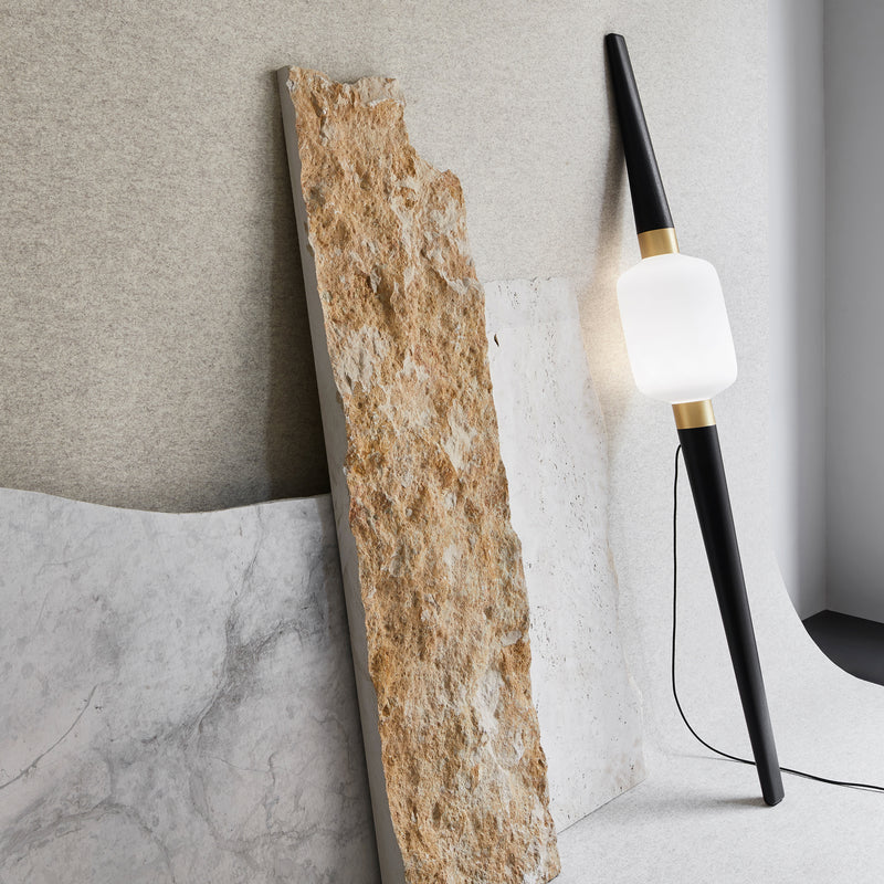 B/LIGHT Floor Lamp