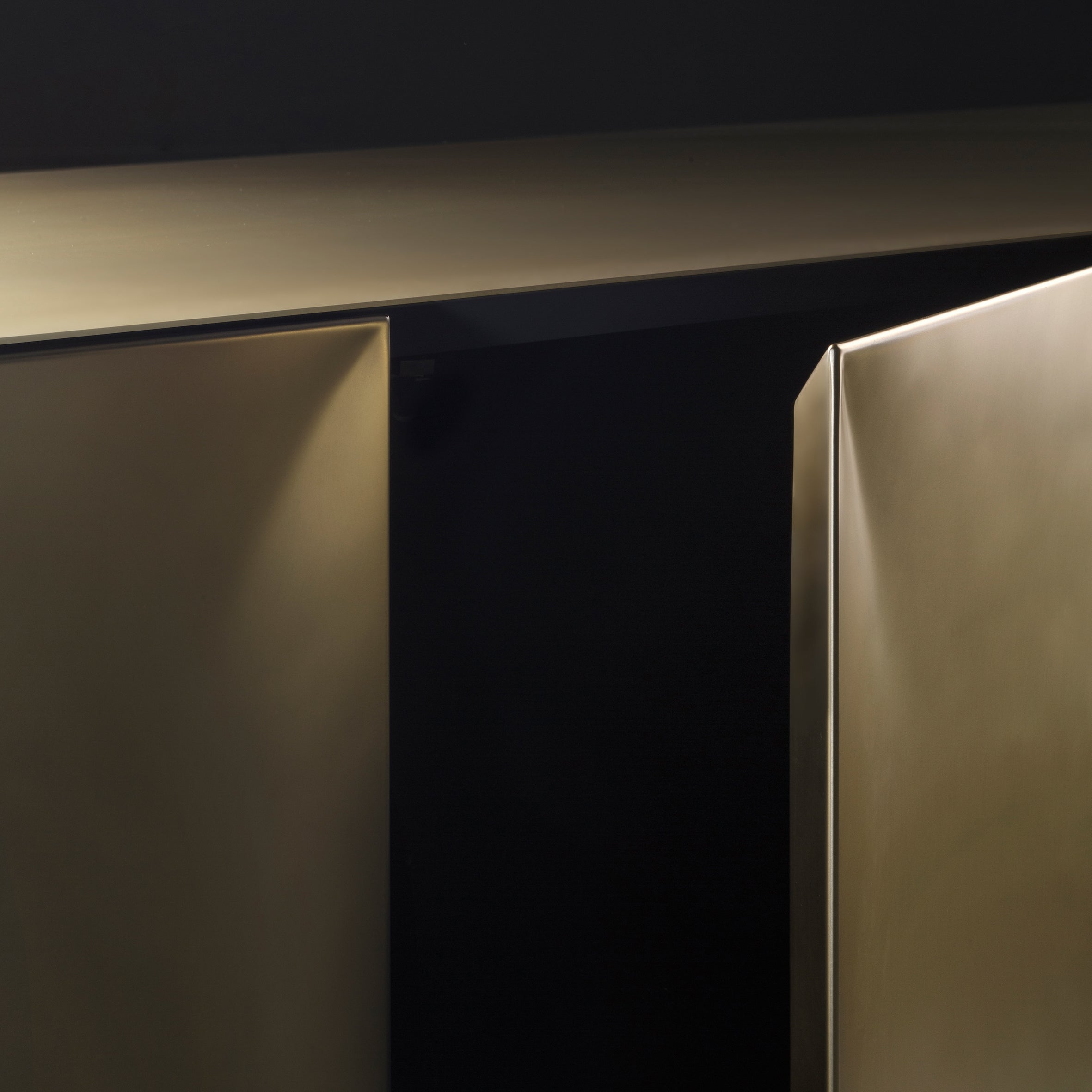 Sculpt Sideboard