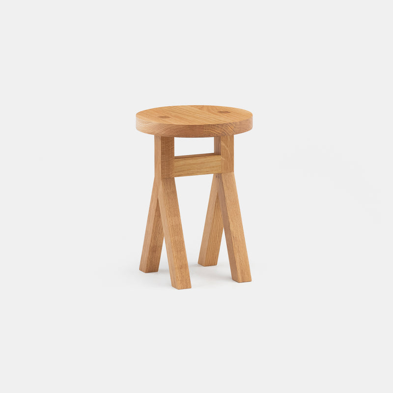 Commune Stool