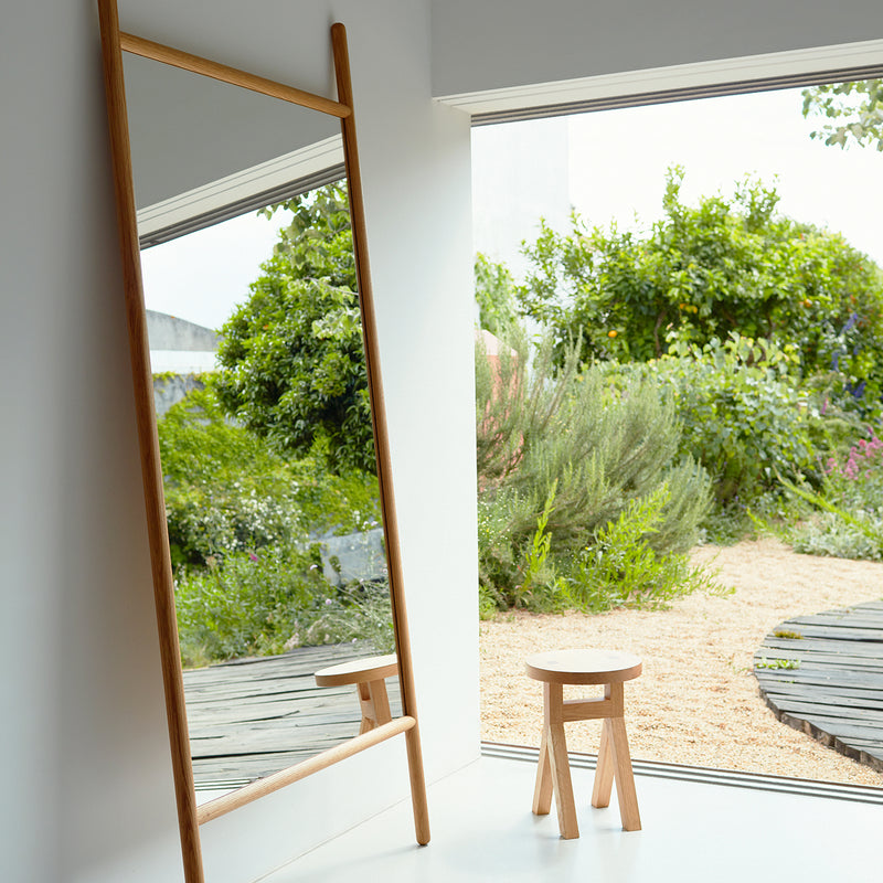Commune Stool