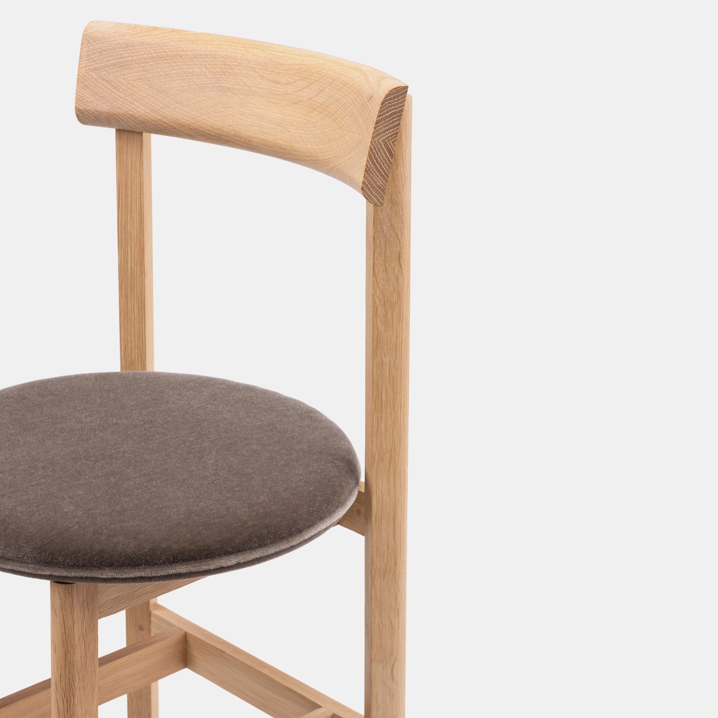Petit 4 Chair