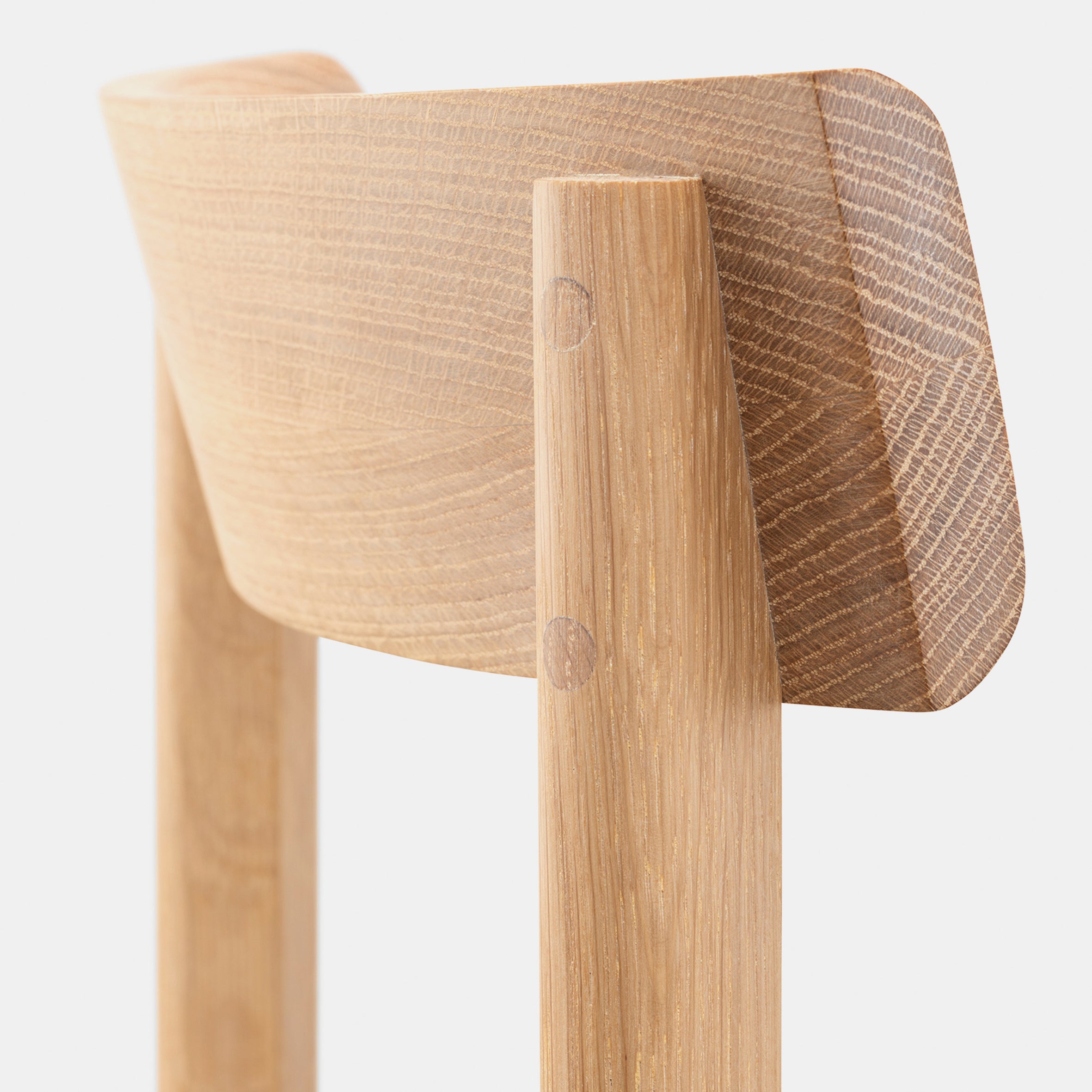 Petit 4 Chair