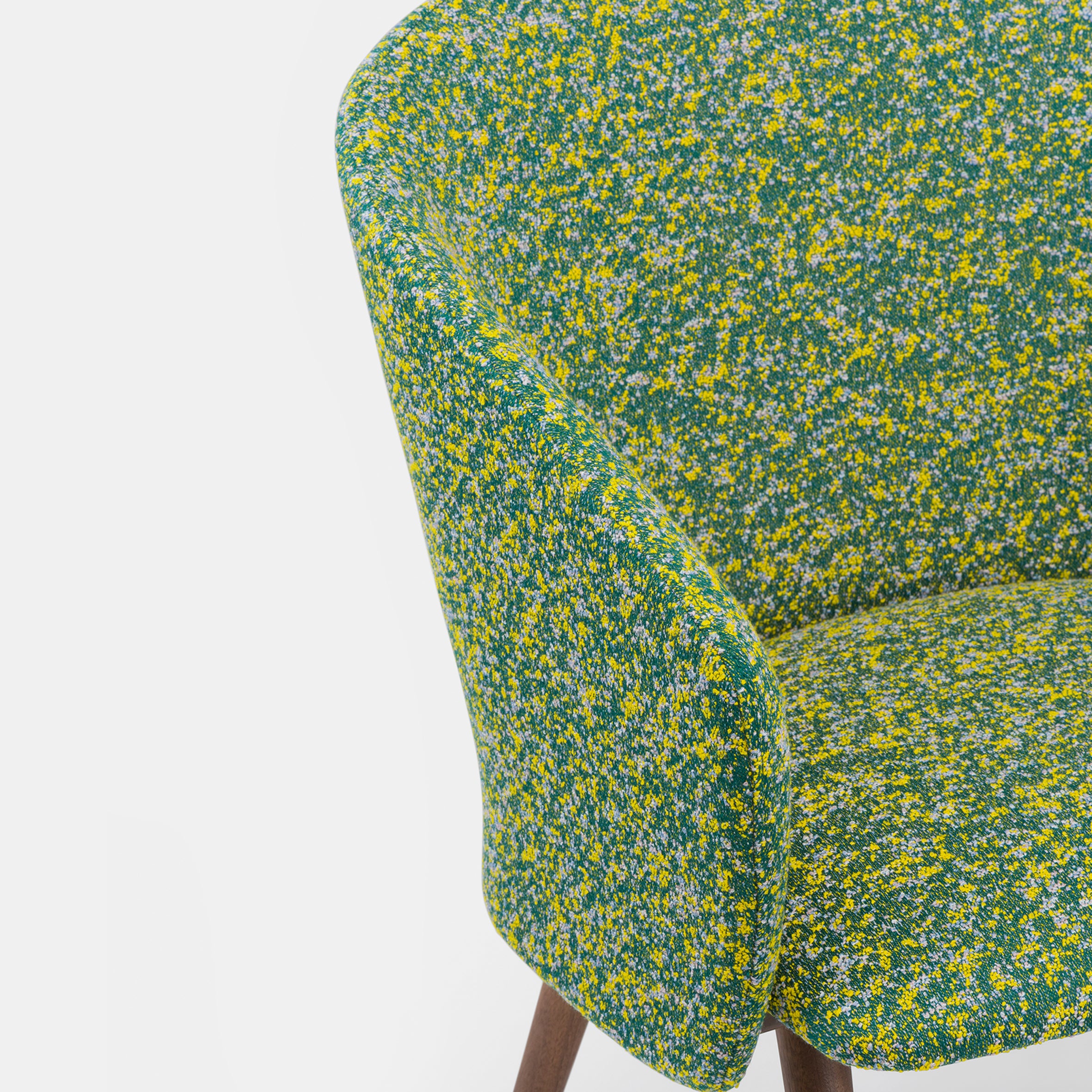 Saia Lounge Chair