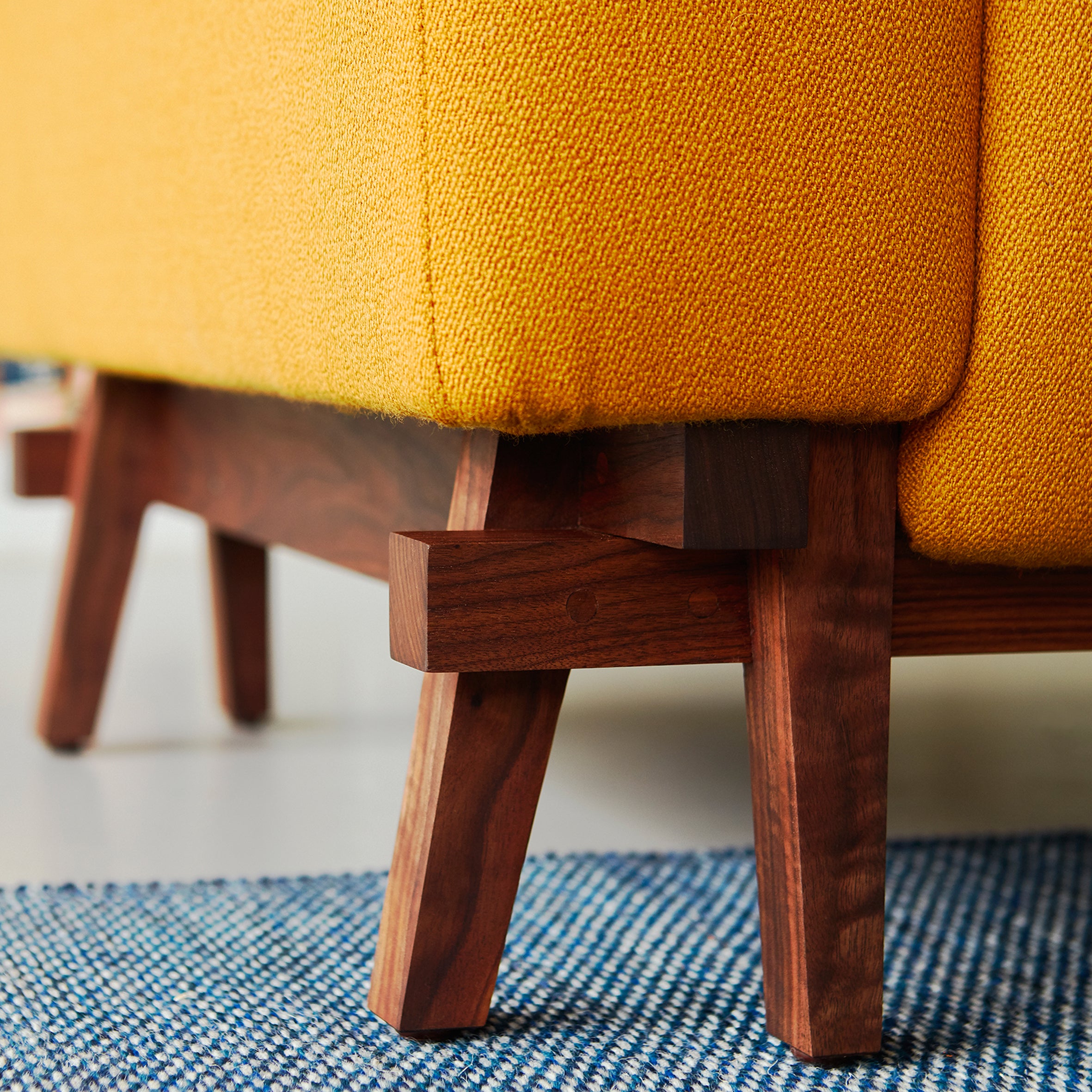 Sofa Eight