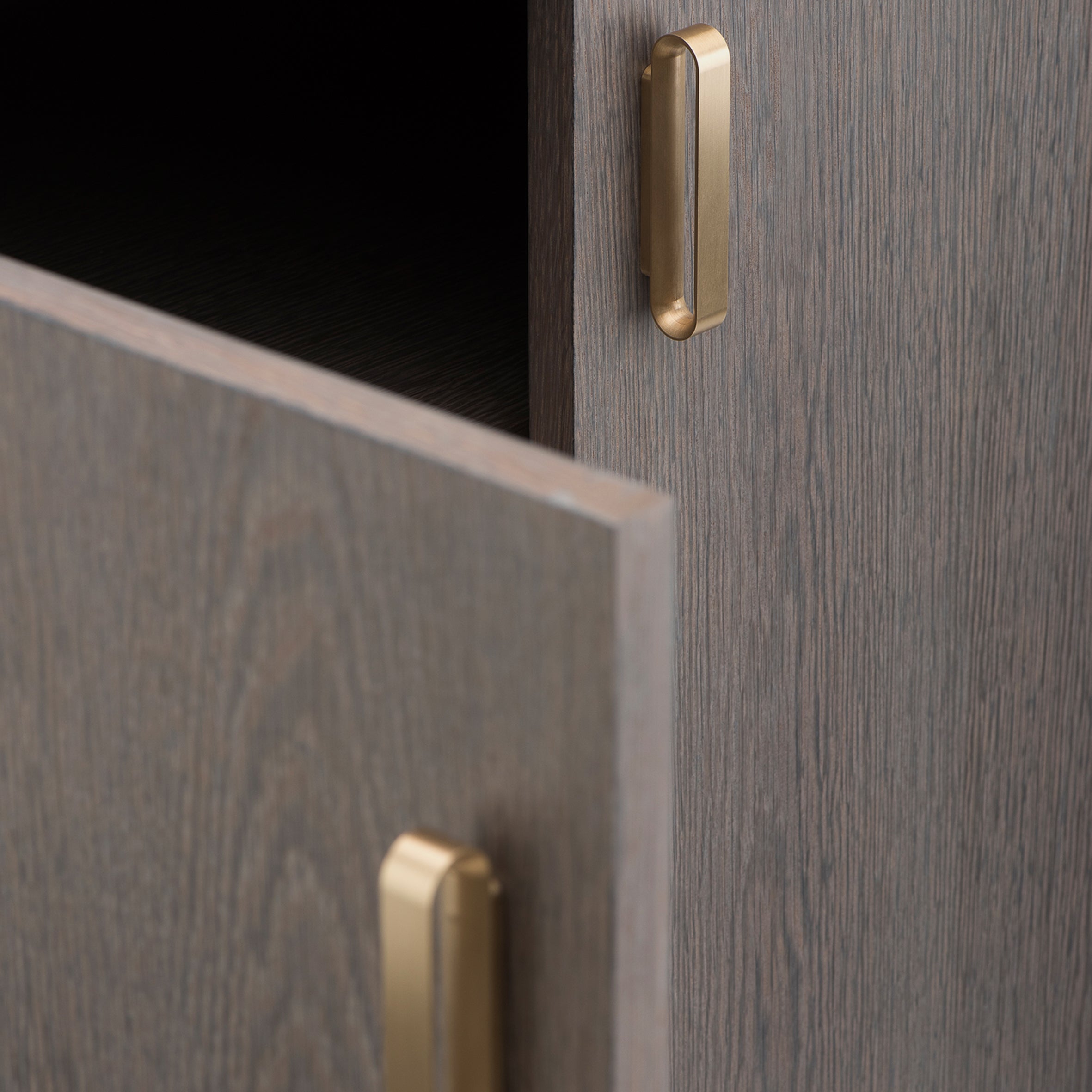 Solo Cabinet