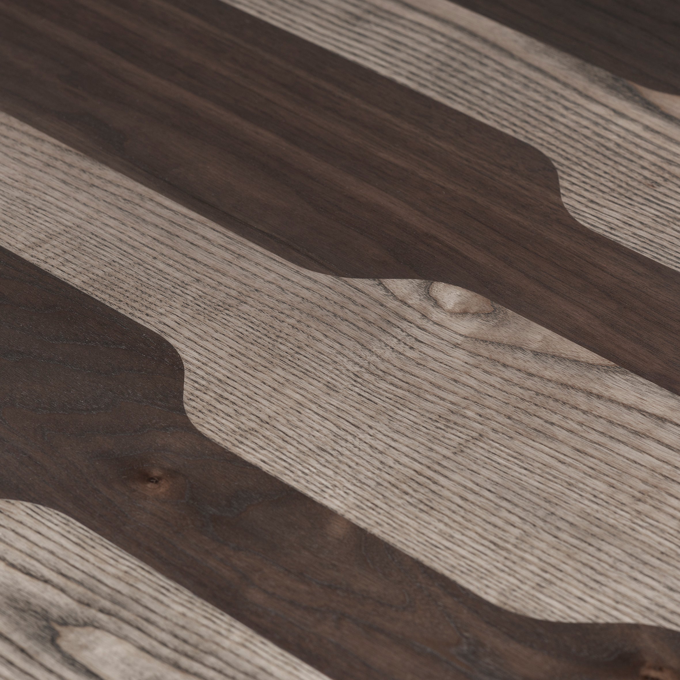 Tavli Dining Table