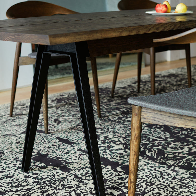 Welles Dining Table