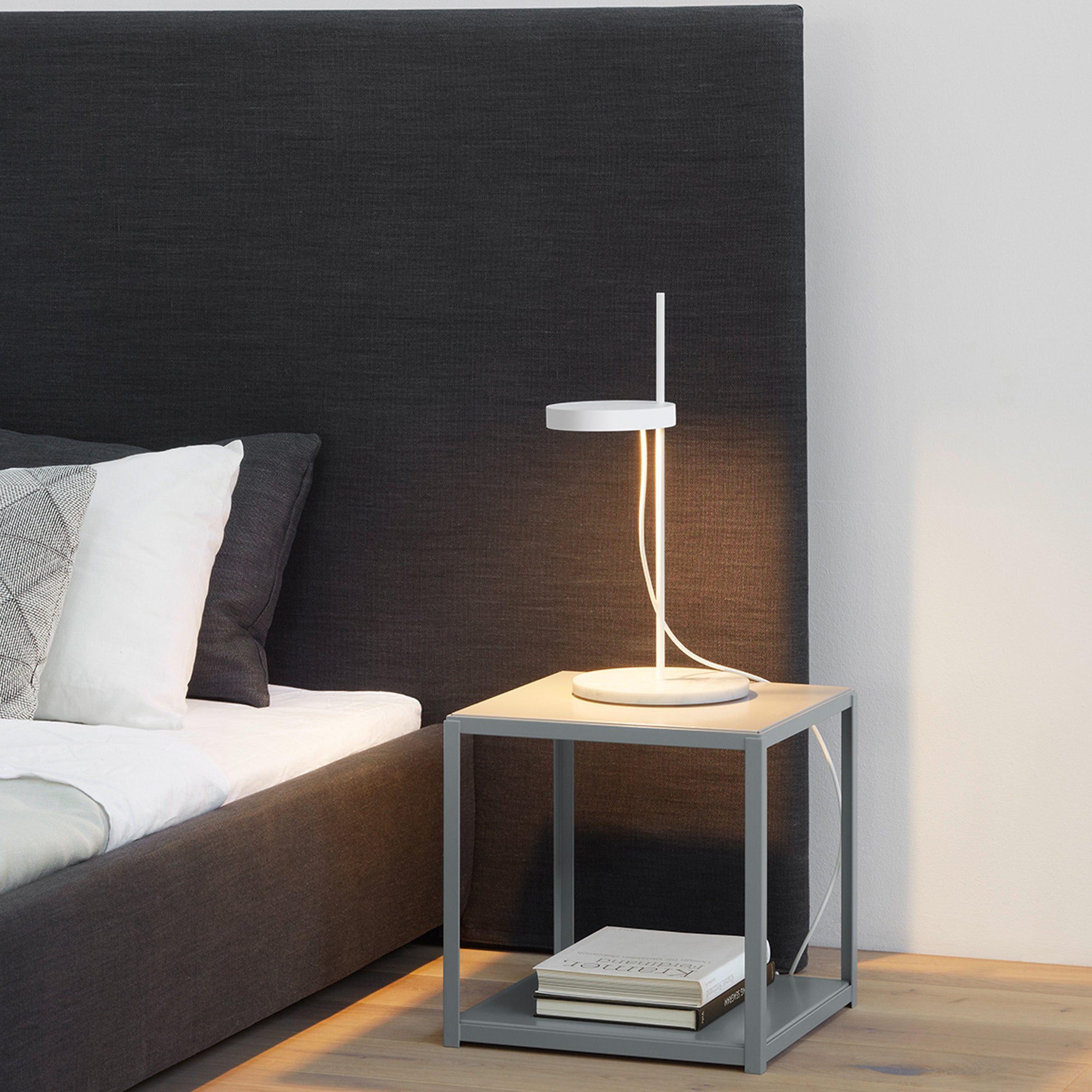 Palo Table Lamp
