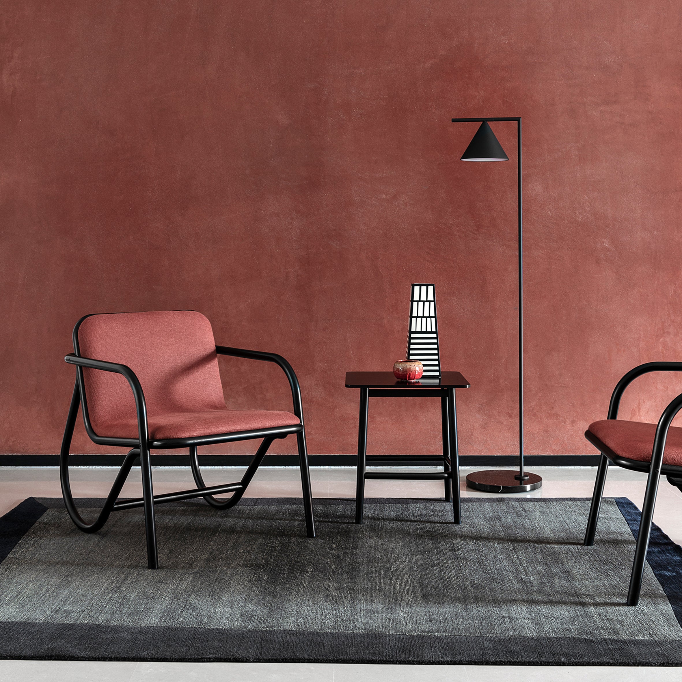 N. 200 Armchair