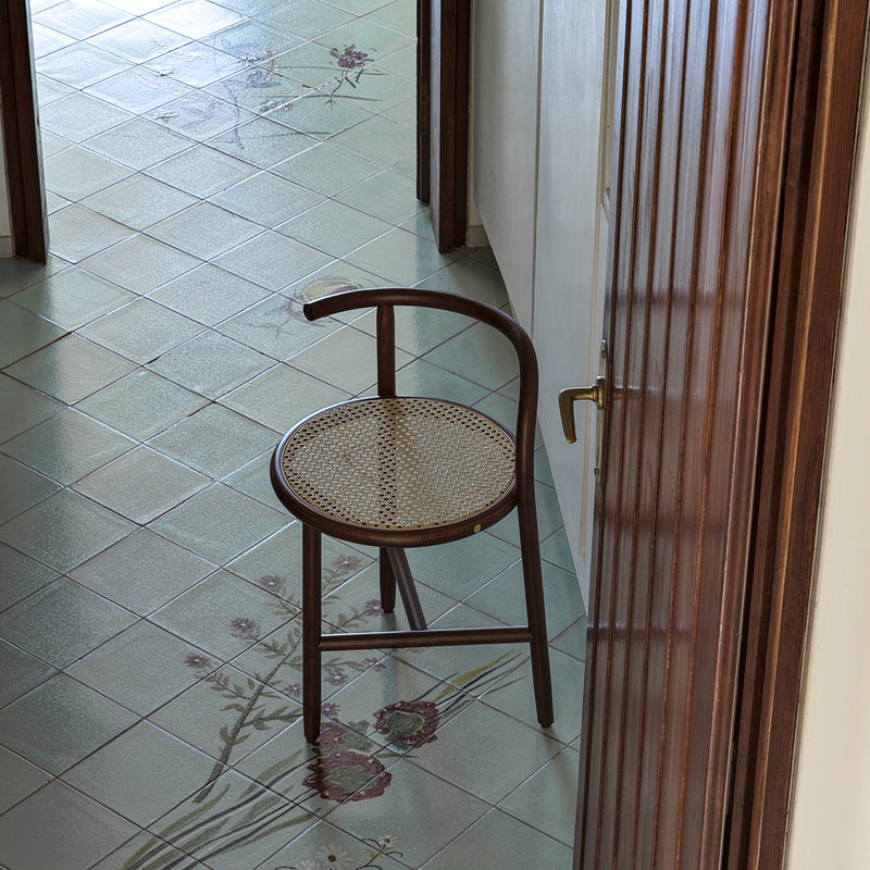 Single Curve Stool