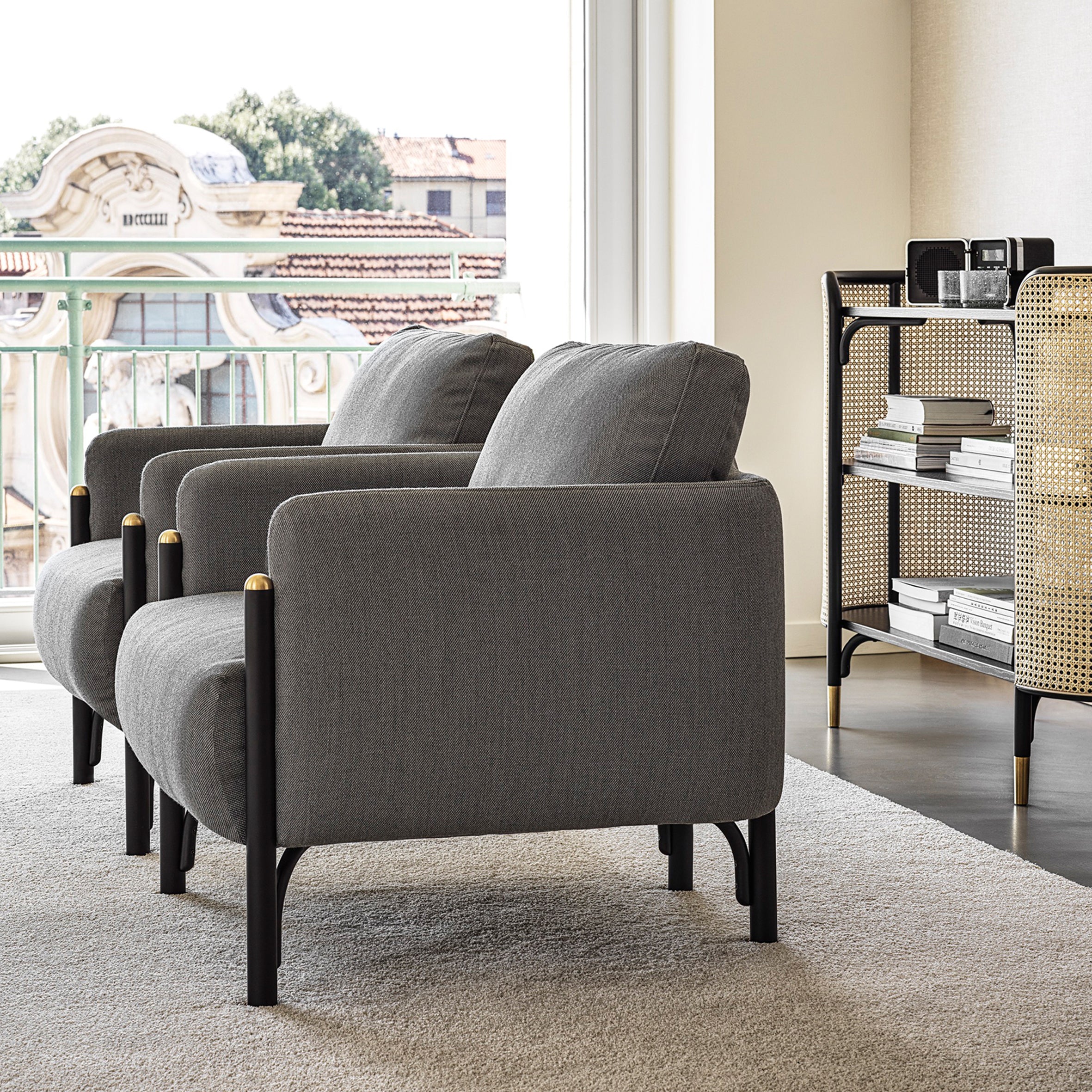 Jannis Lounge Chair