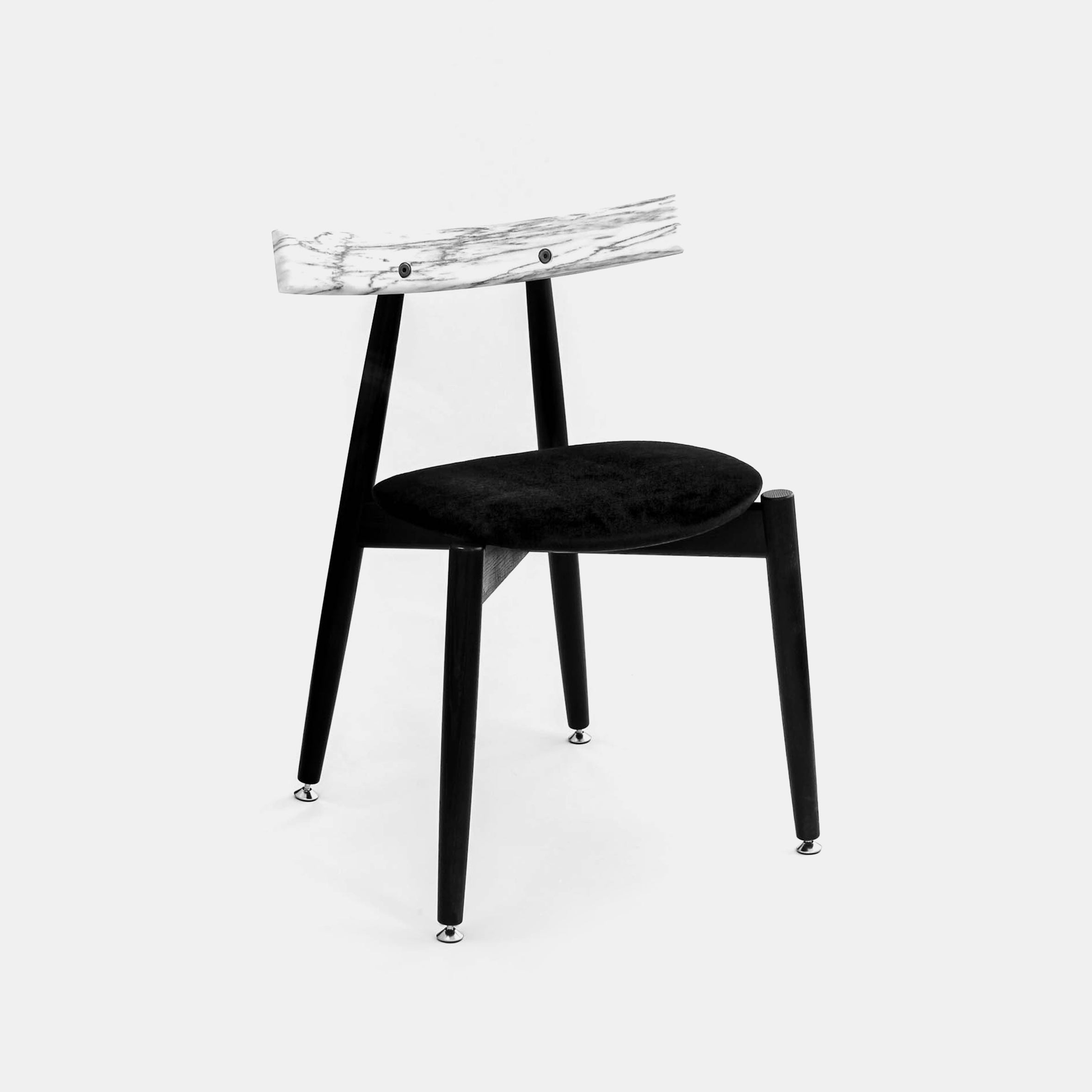 Ronin Chair