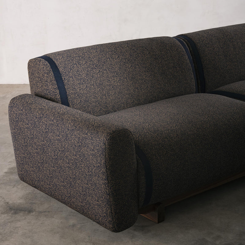 Pola Sofa
