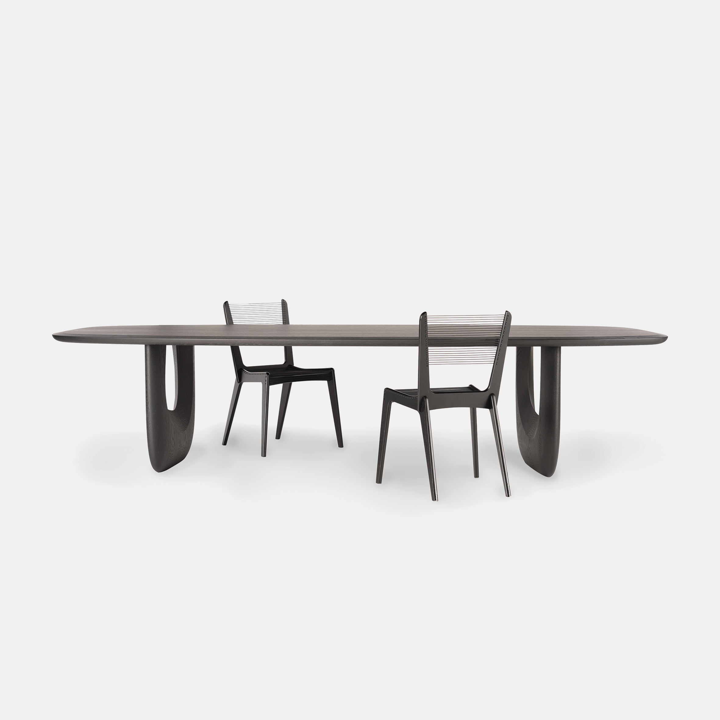 Savignyplatz Dining Table