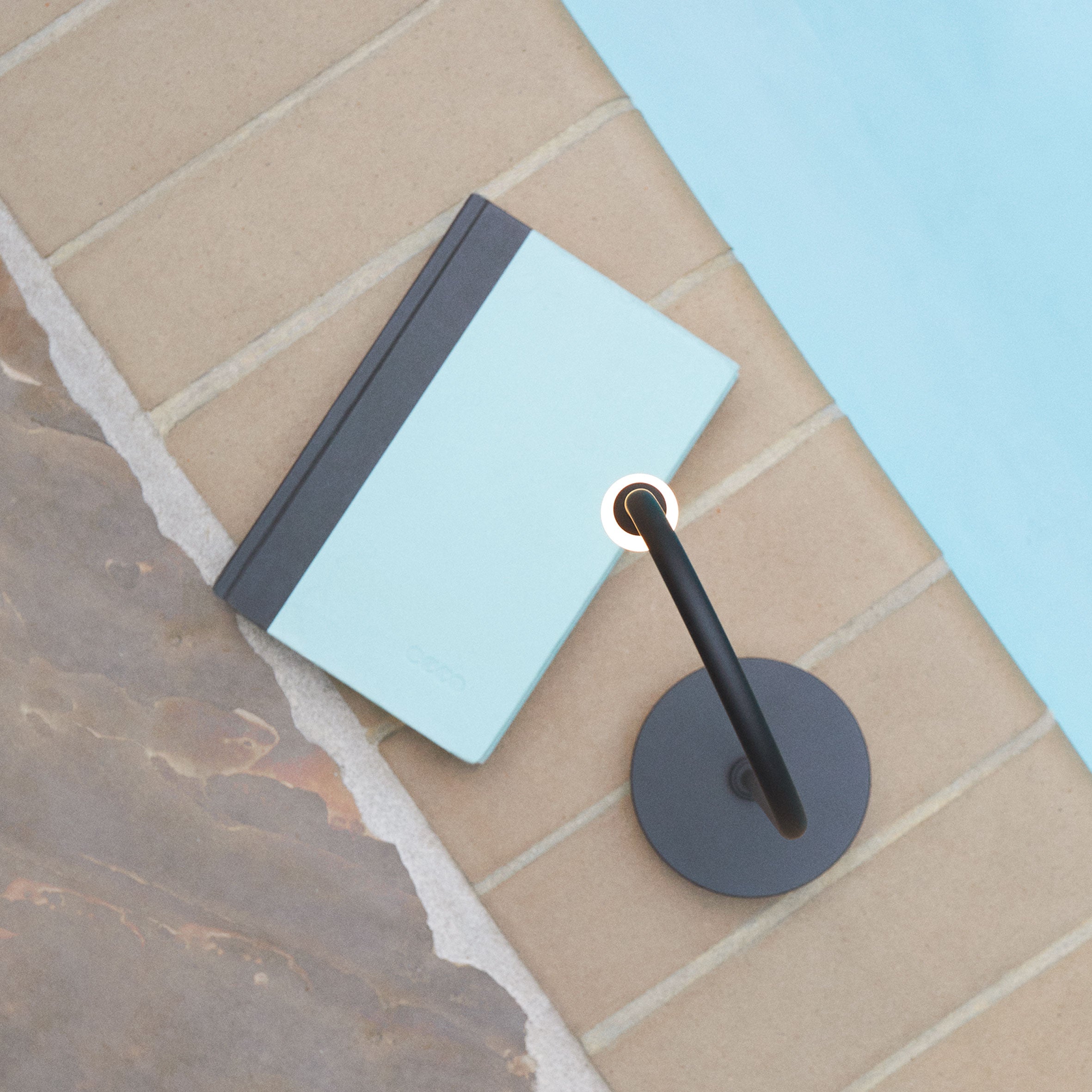Arca Portable Lamp
