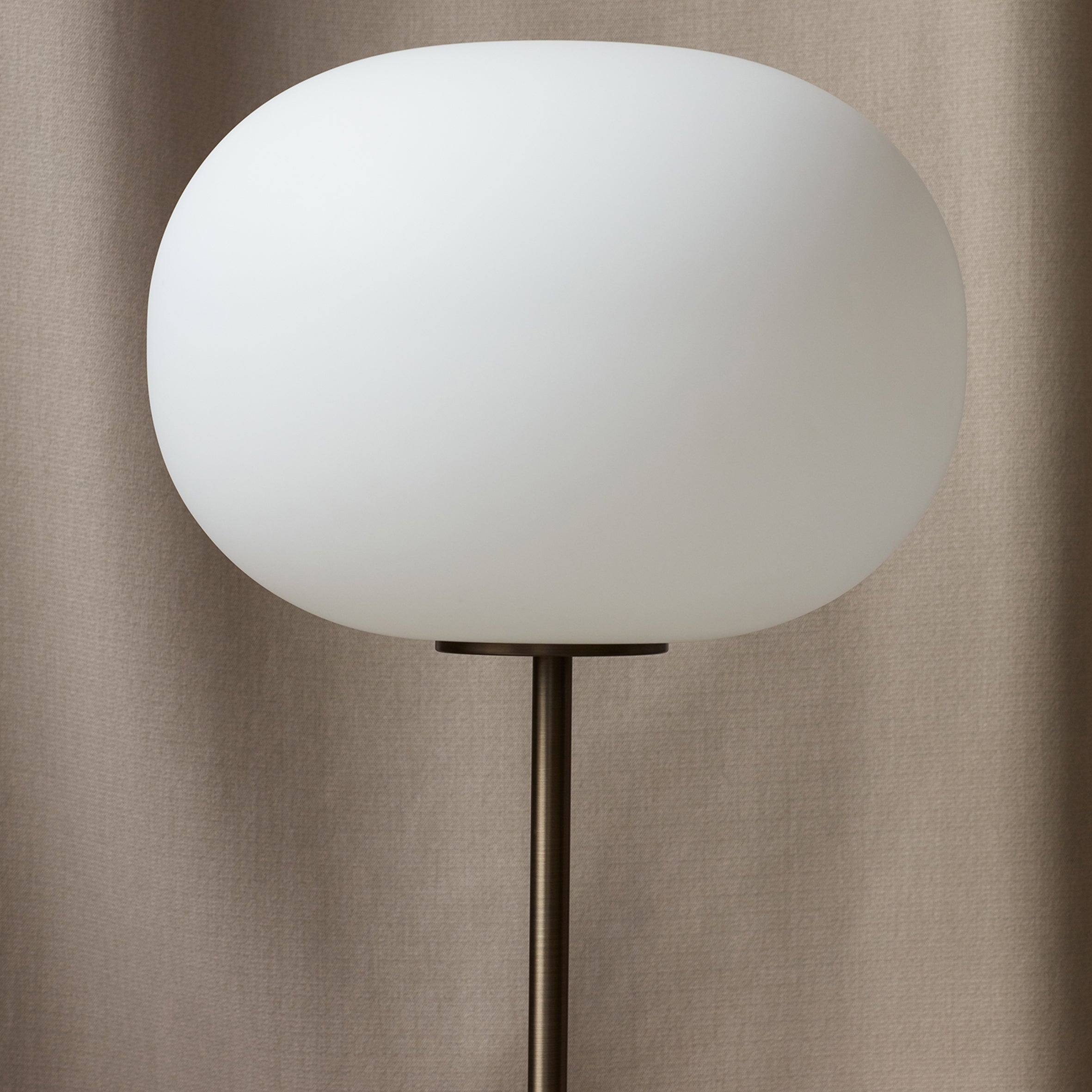 JWDA Floor Lamp - Carrara - Monologue London