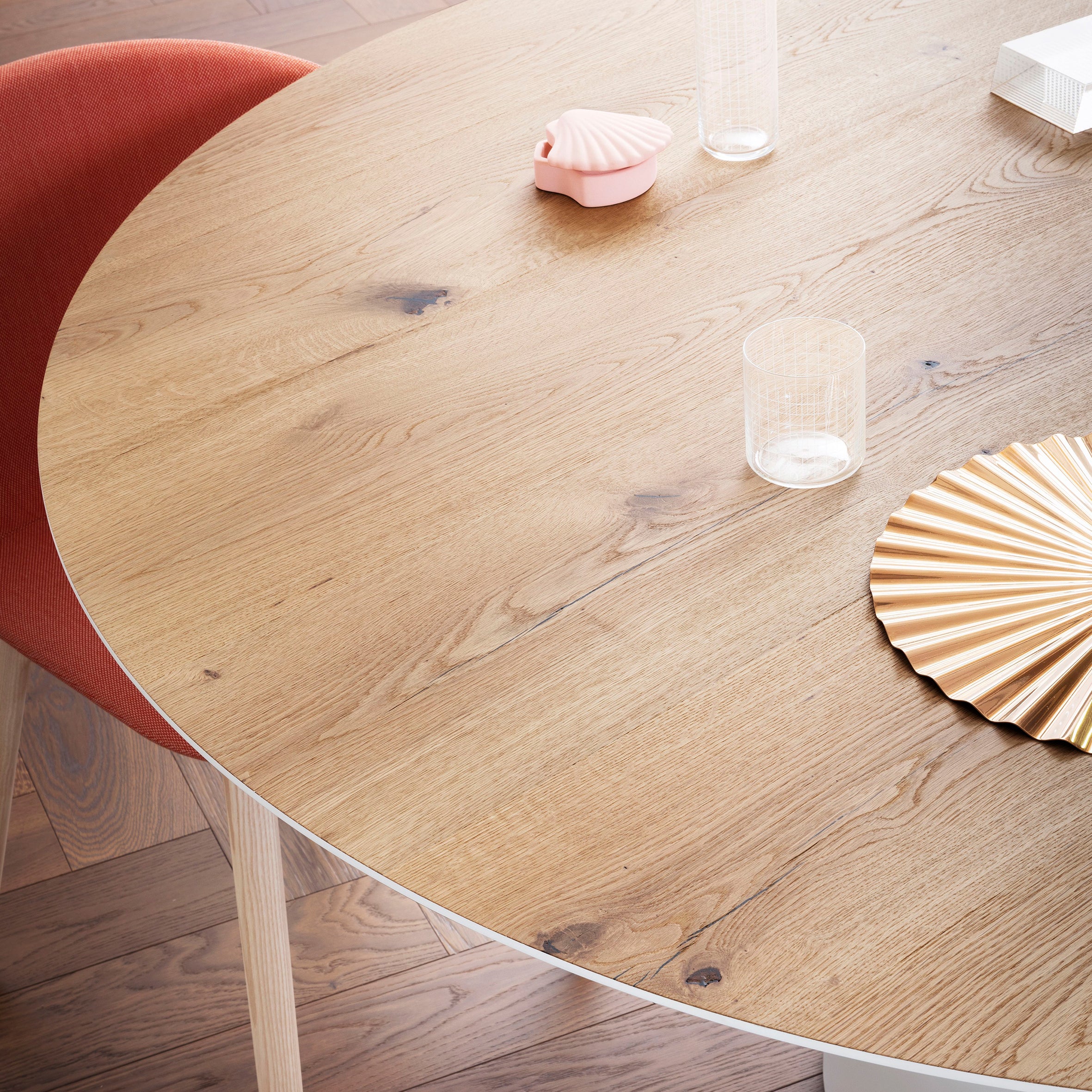Illo Table