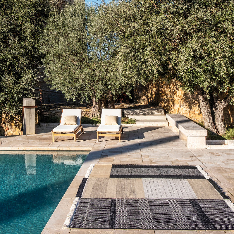 Tres Outdoor Rug
