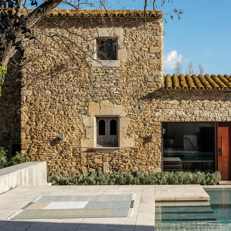 Tres Outdoor Rug