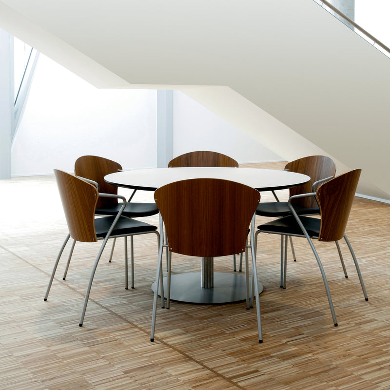 Bessi Chair