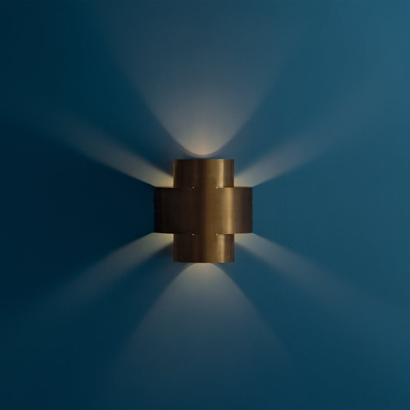 Plus One Wall Lamp