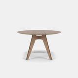 Lavitta Round Table