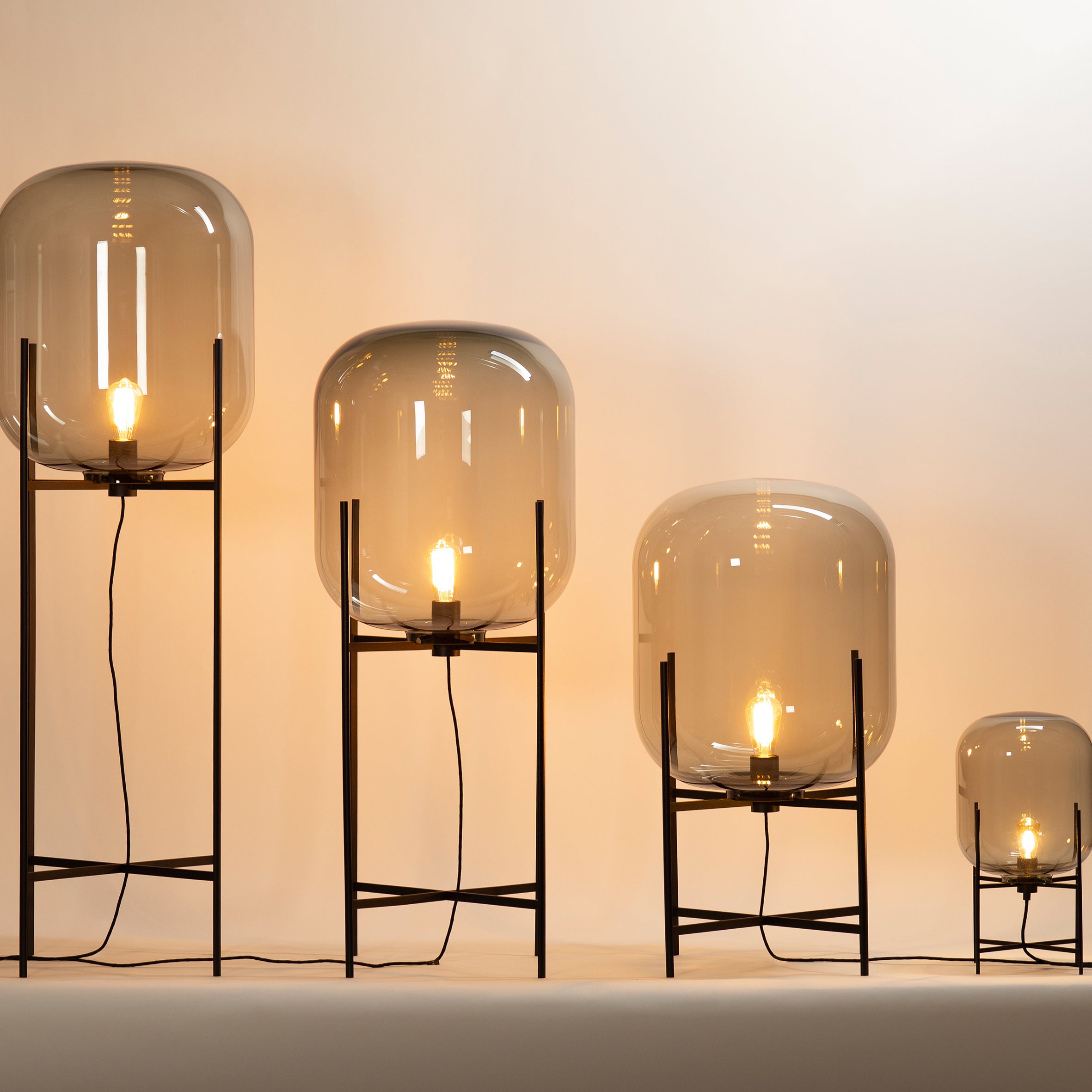 Oda Floor Lamp - Medium