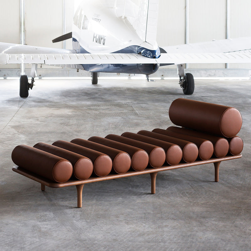 Five to Nine Daybed
