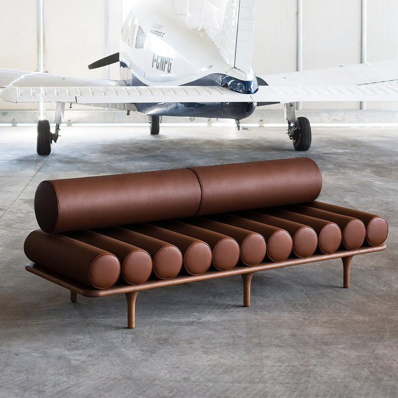 Five to Nine Daybed