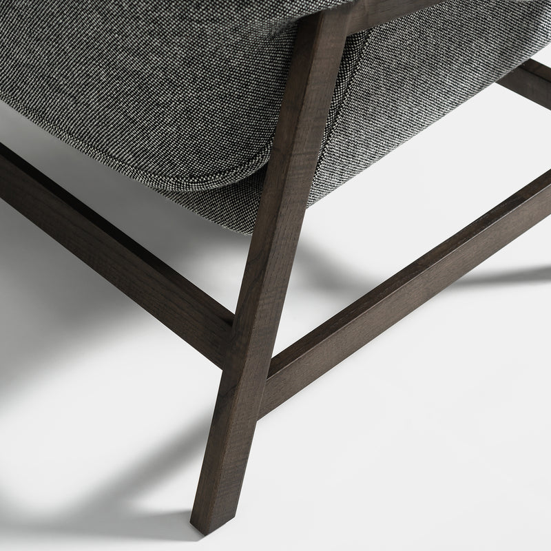 Agnese Armchair