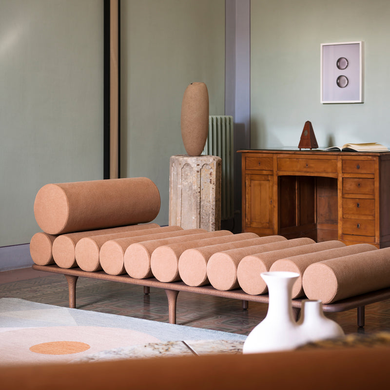 Five to Nine Daybed