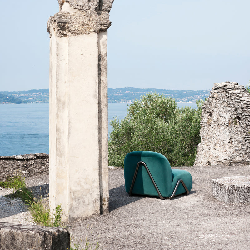 Victoria Lounge Chair