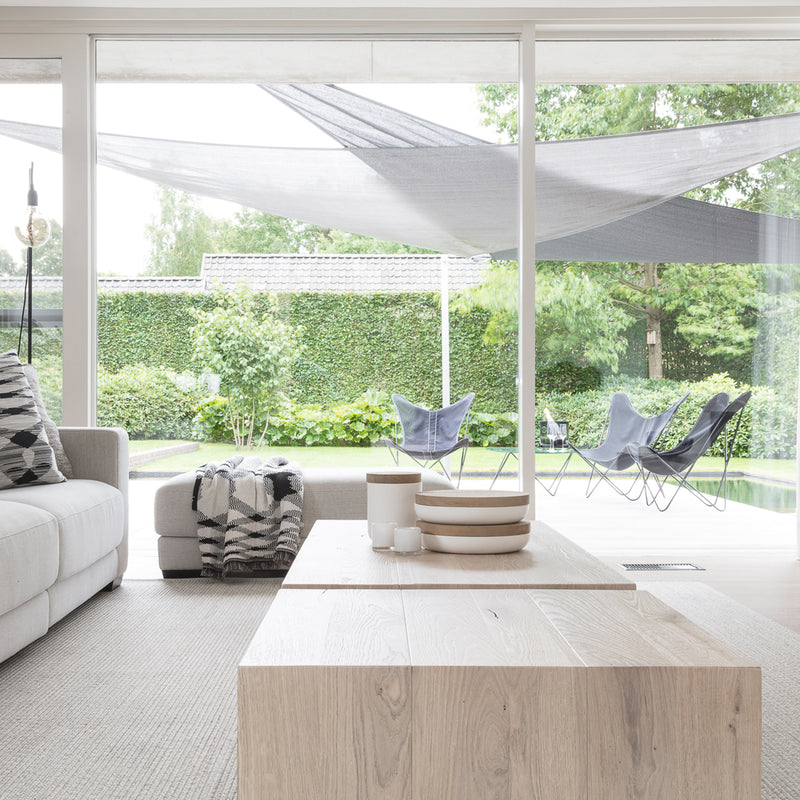 Common Coffee Table