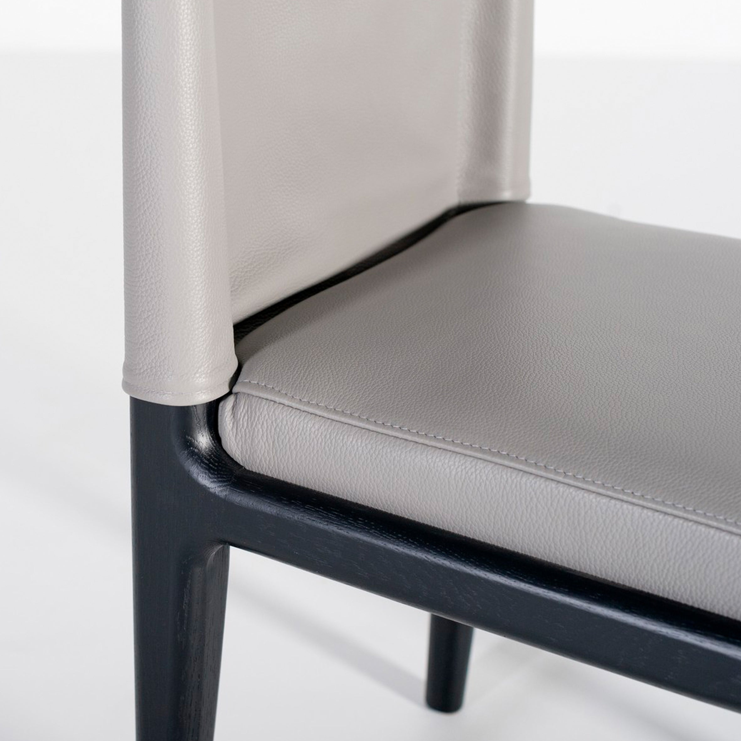 Abi Chair