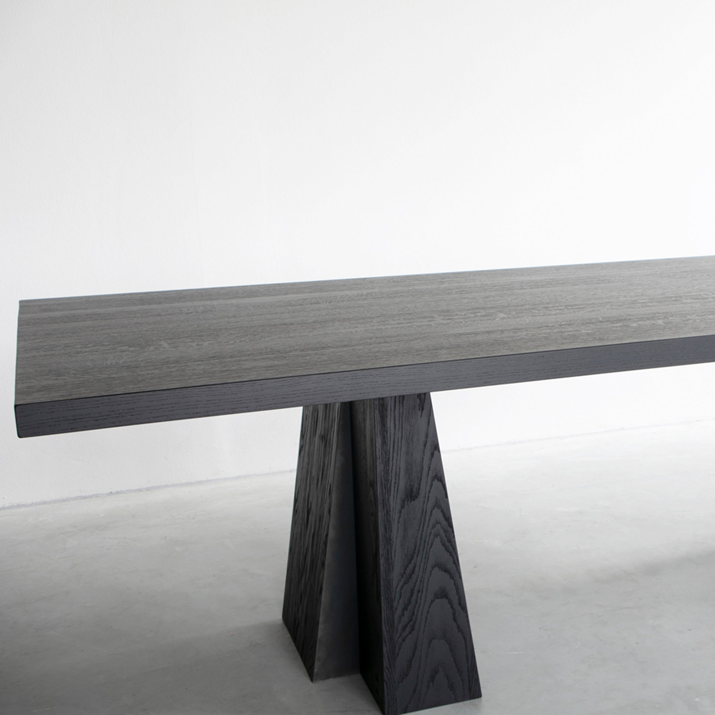 Eli Dining Table