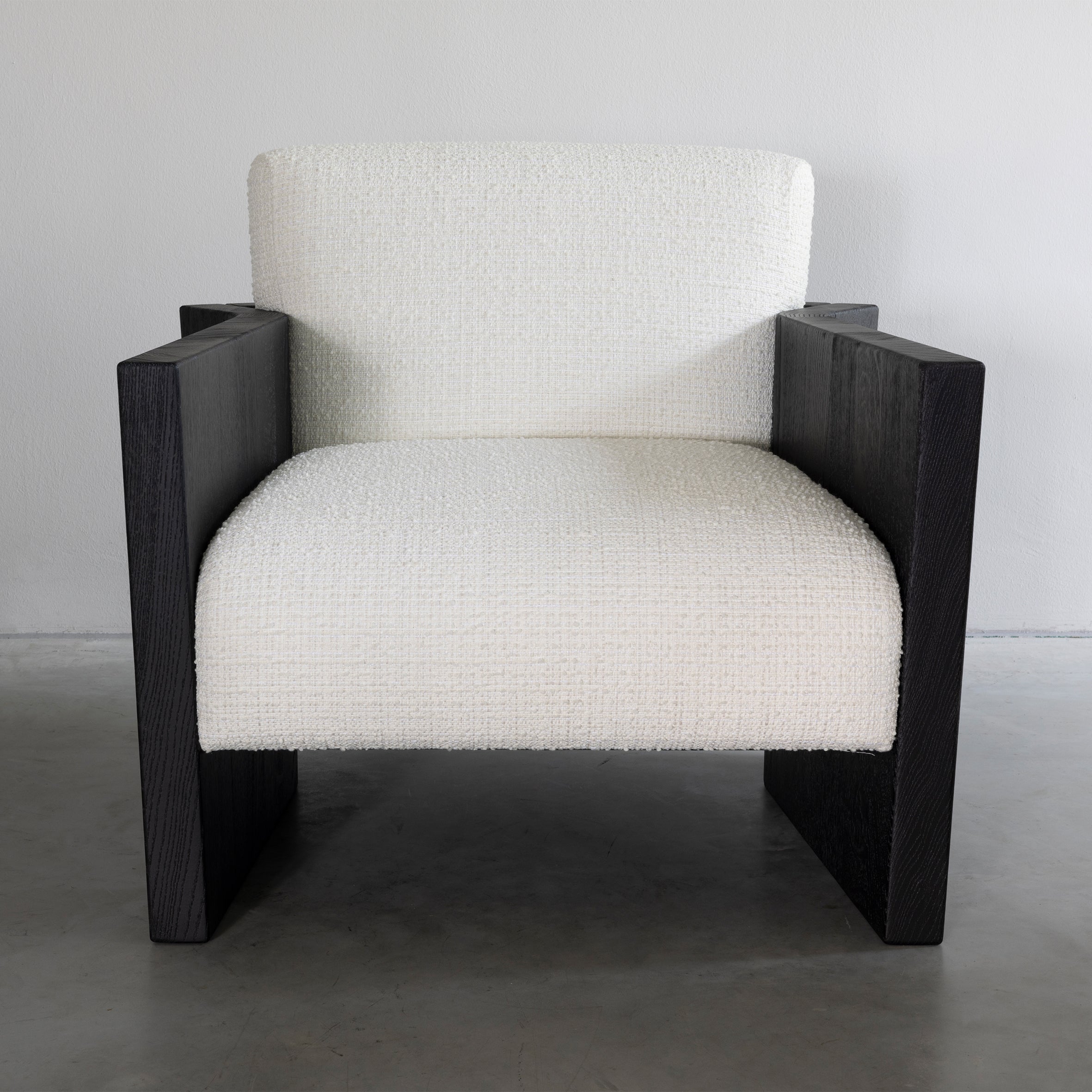 Jak Lounge Chair